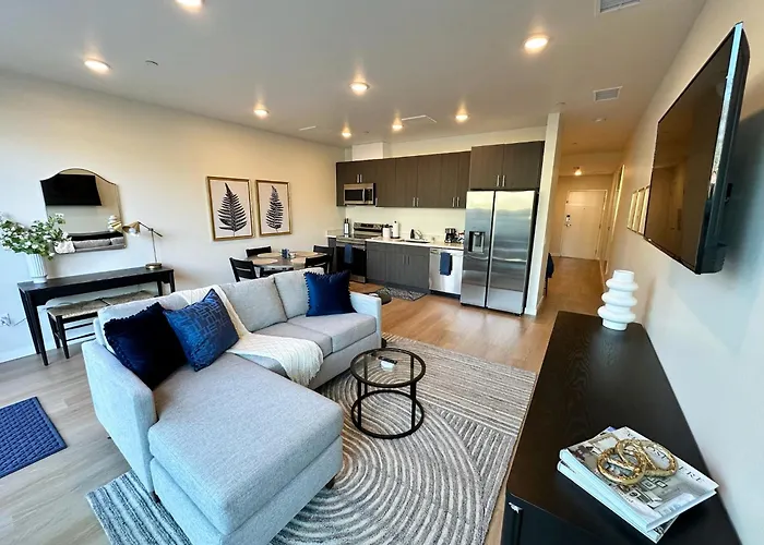 Nimitz Crossing Luxury Residences