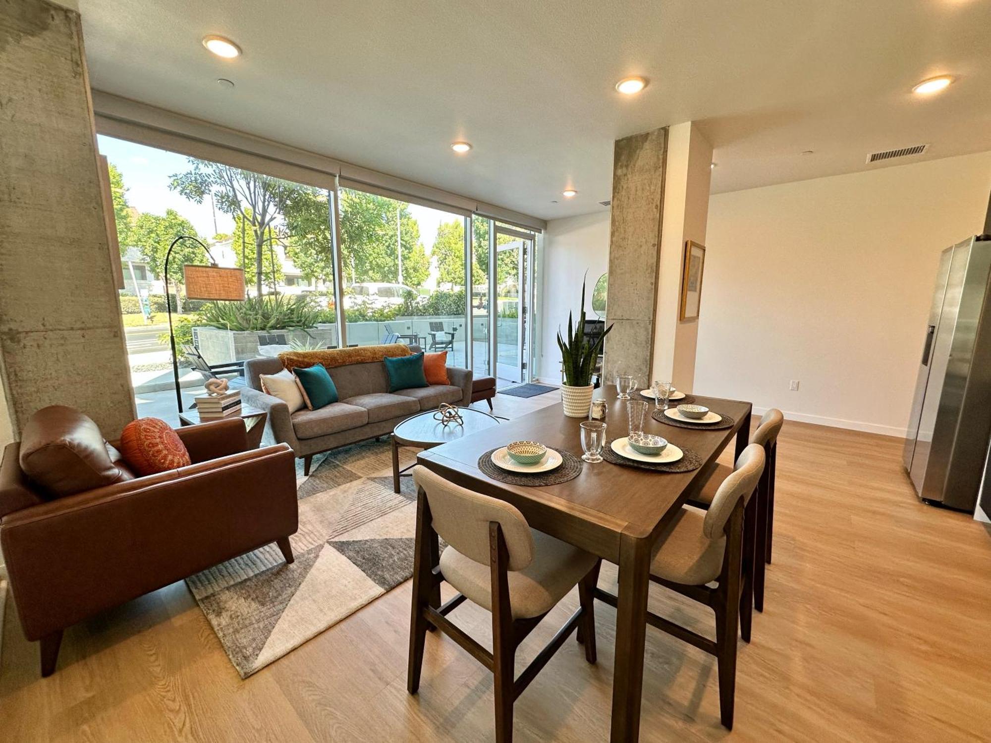 Nimitz Crossing Luxury Residences Apartamento *